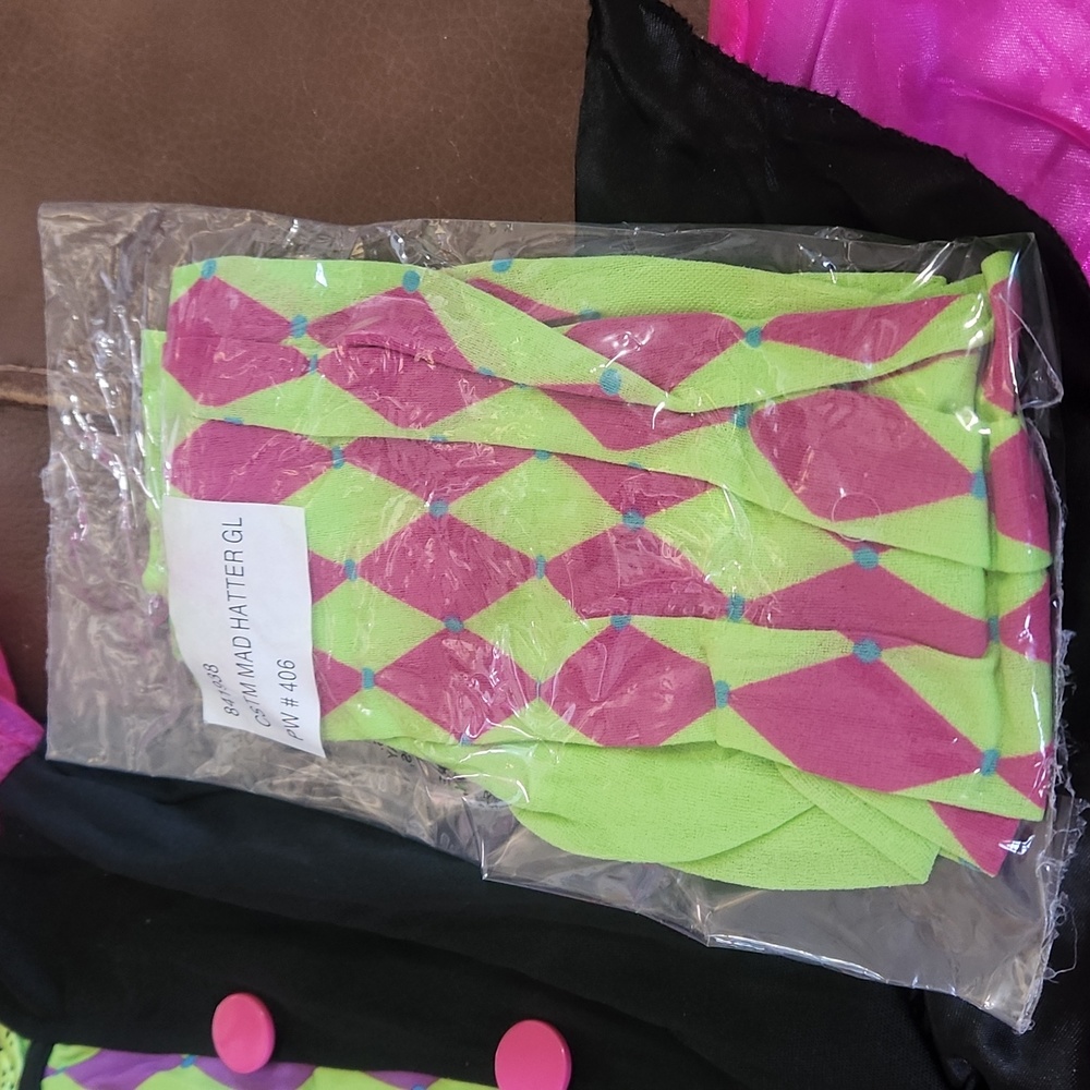 Mad Hatter Costume NWT - Picture 2 of 7